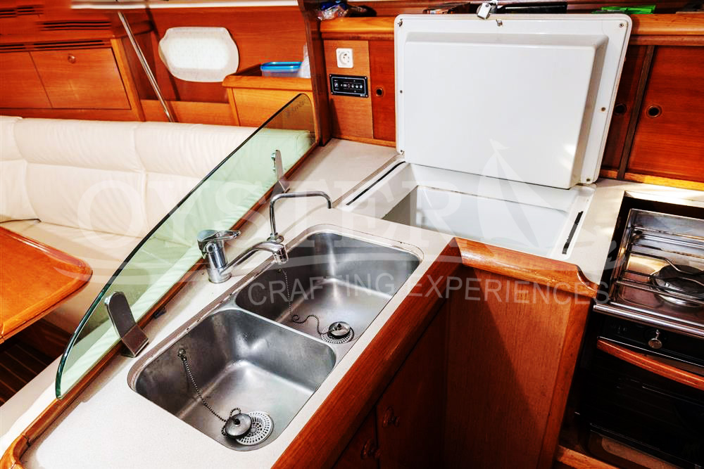 Copy of Oyster Sailing_Hanse 320 (3)