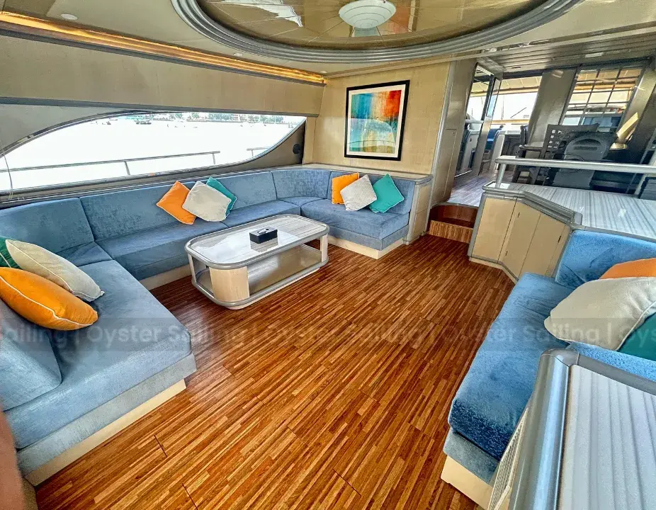 F880_Motor_Yacht (8)
