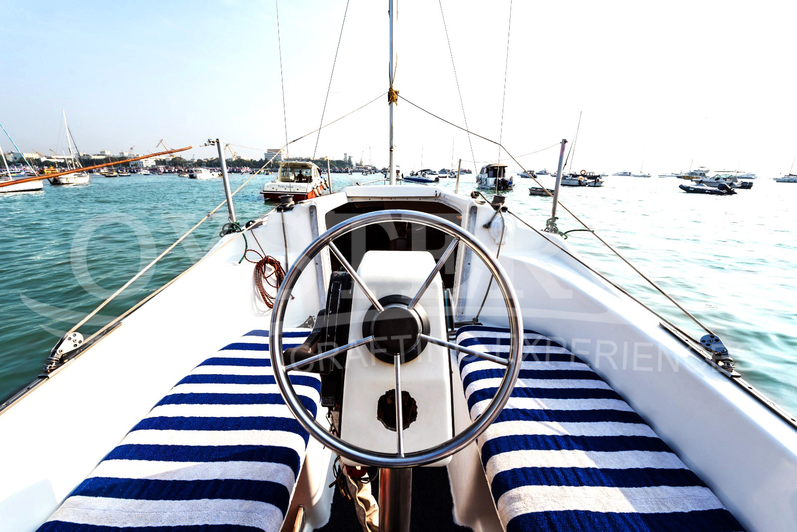 Macgregor 26_Oyster Sailing (10)