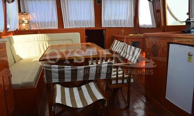 Oyster Sailing Genesis (10)