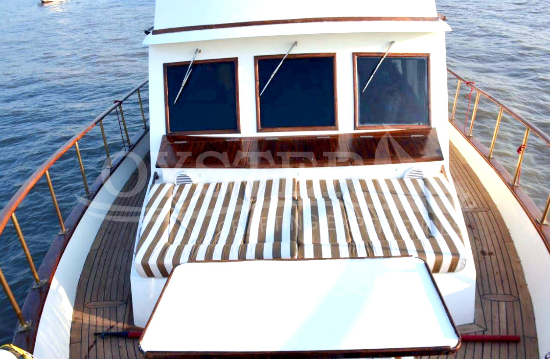 Oyster Sailing Genesis (20)