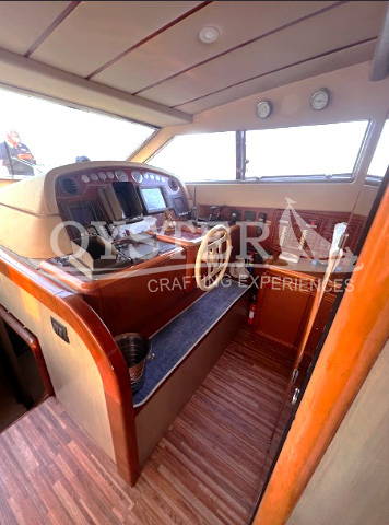 Oyster Sailing_Ferretti 880 (12)