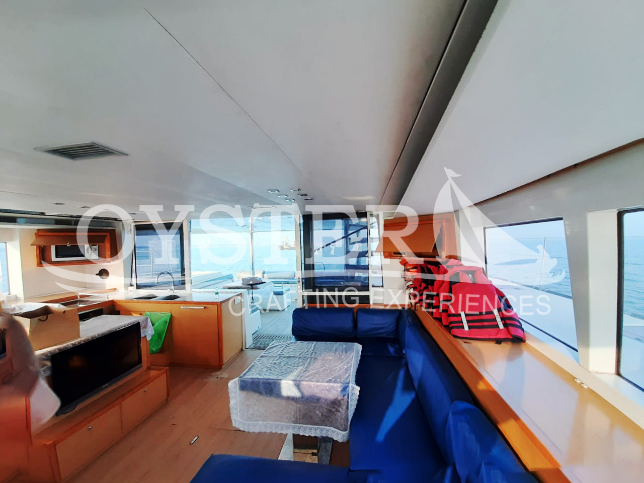 Oyster Sailing_Lagoon 560 (10)