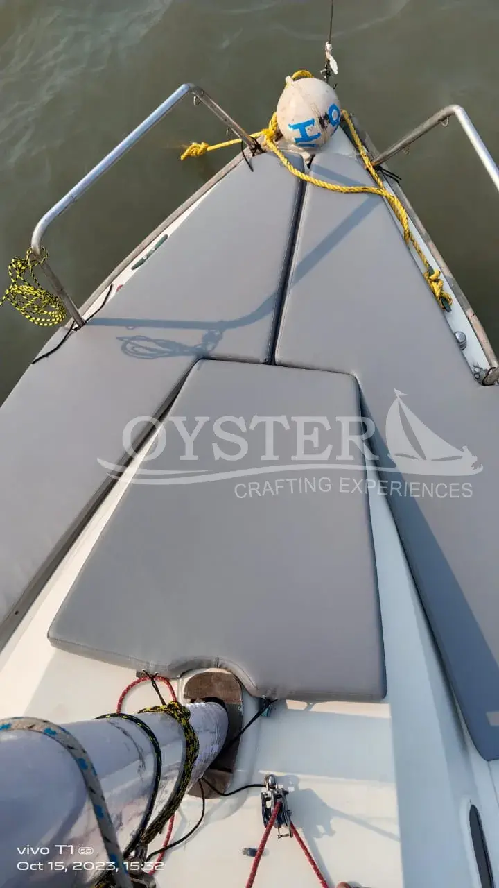 oyster sailing J21 sail boat (4)