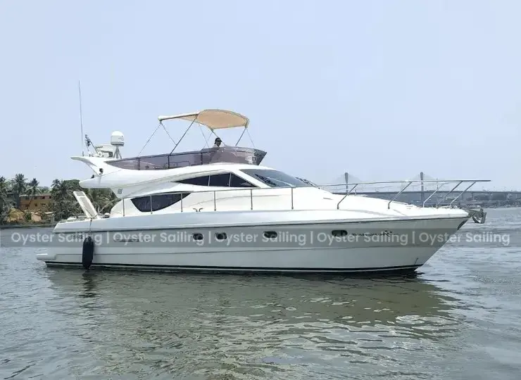 Ferretti 460