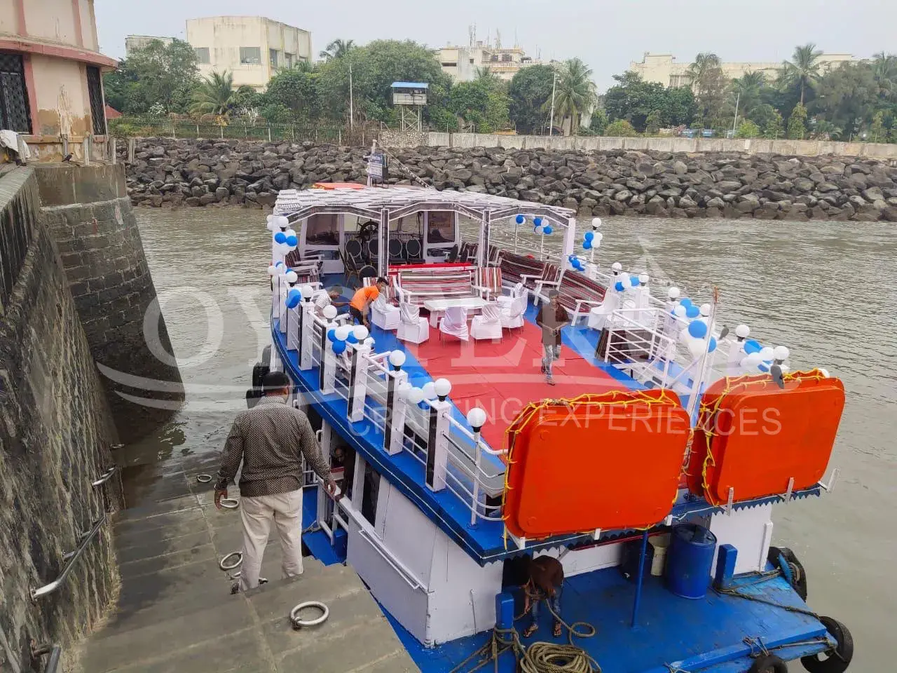 Ferry_Oyster_Sailing.jpg (2)