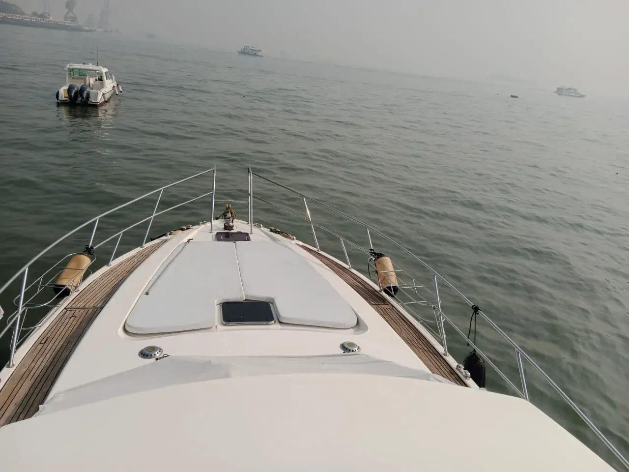 Gulf_Craft_Adora_Oyster_Sailing (2)