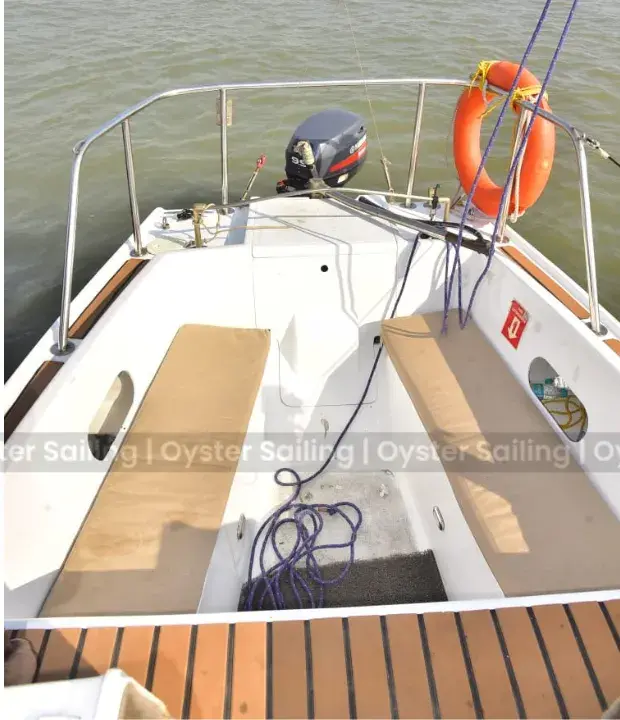 Taj_Oyster_Sailing (3)